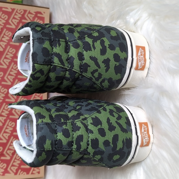 Vans X Comfy Cush Sk8-Hi Sneakers - Picture 3 of 6